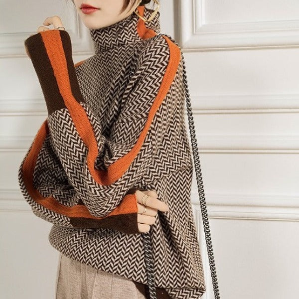 Regina – Sweter z wysokim kołnierzem i kontrastowymi paskami