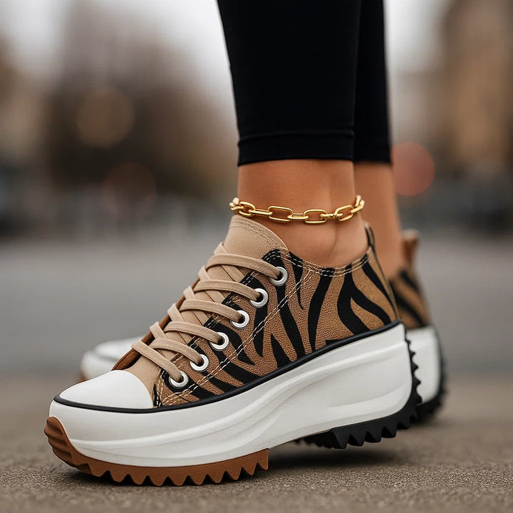 Arlina Sneakersy na Platformie | Styl i Komfort
